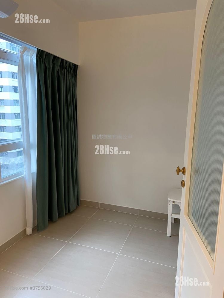 Bo Shing Court Sell 1 Bedroom , 1 Bathroom 318 ft²