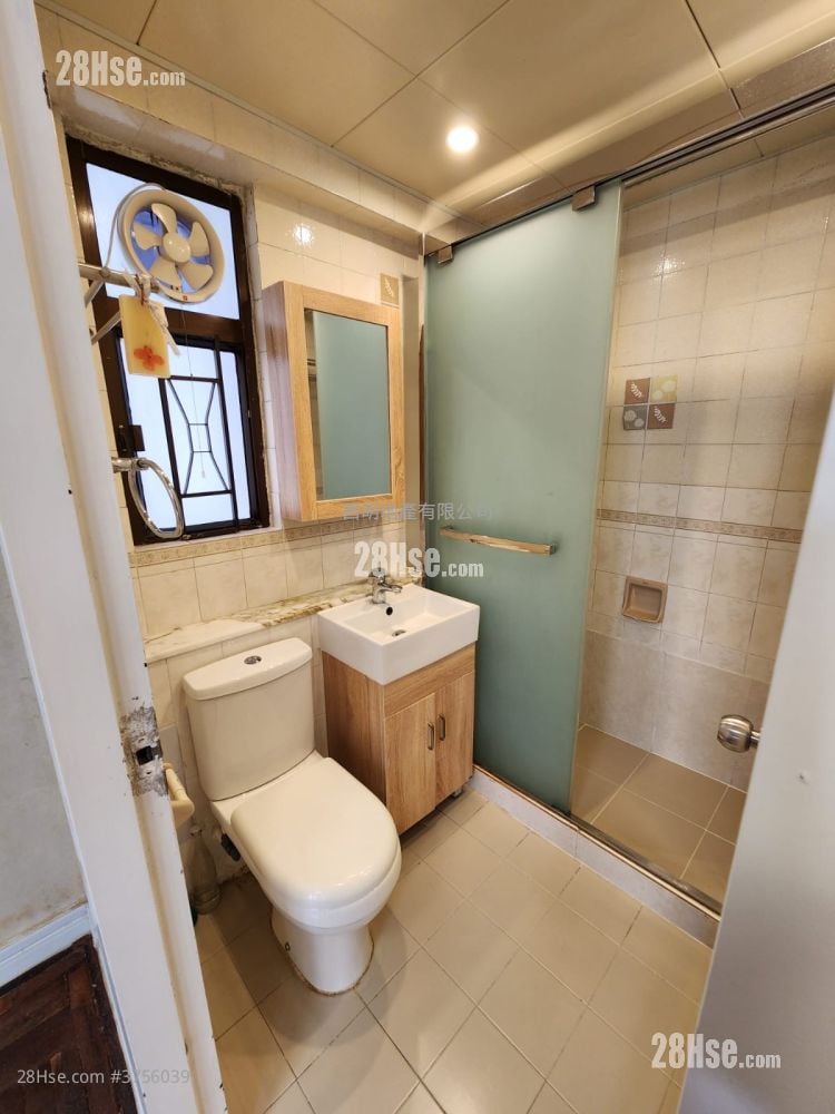 富泽花园 售盘 3 房 , 2 浴室 652 平方尺