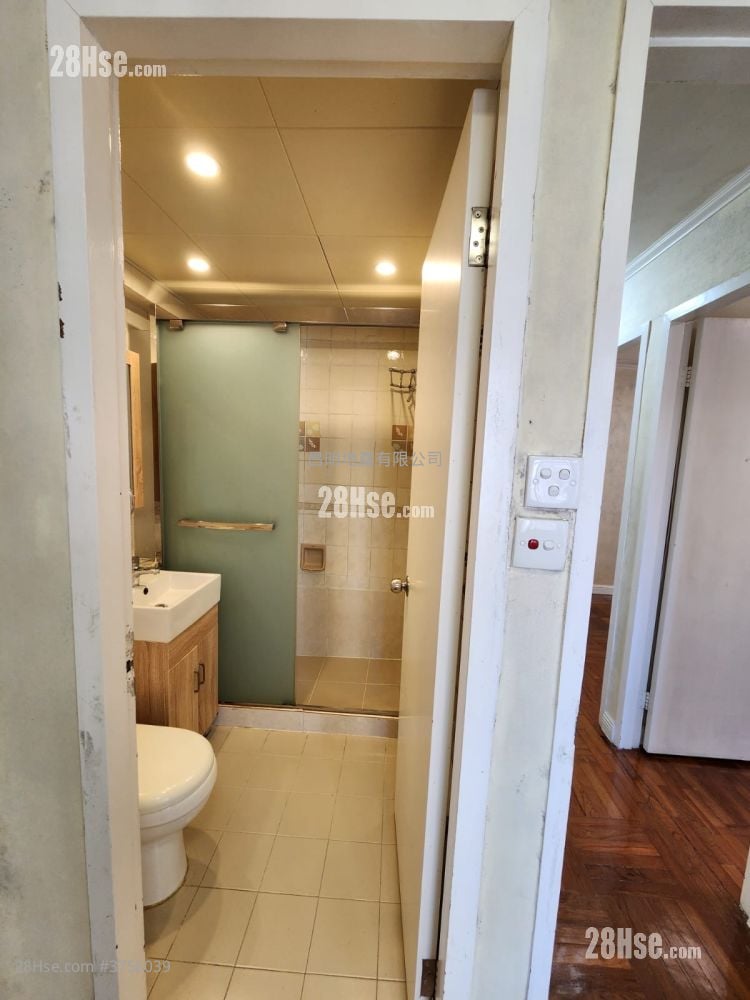 富泽花园 售盘 3 房 , 2 浴室 652 平方尺