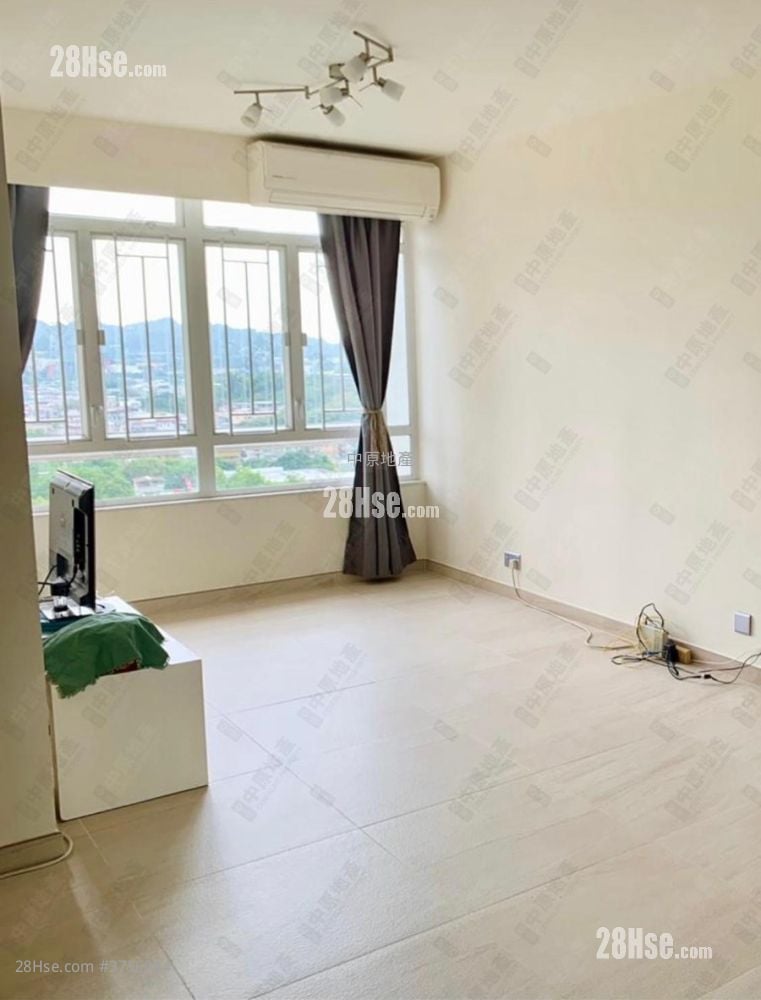 Tin Oi Court Sell 3 Bedrooms , 1 Bathroom 606 ft²