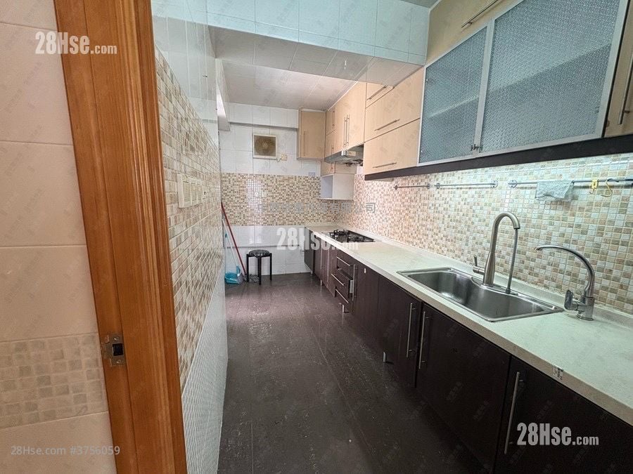 Grampian Crest Sell 3 Bedrooms 892 ft²