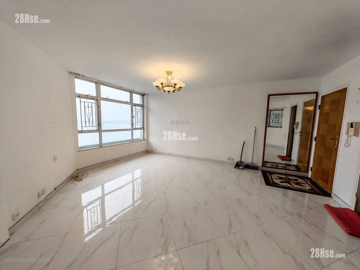 海怡半岛 售盘 4 房 , 2 浴室 879 平方尺