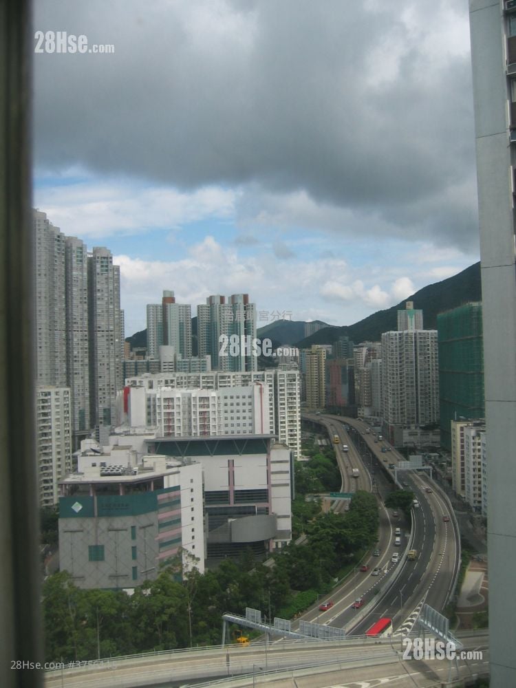 Taikoo Shing Sell 3 Bedrooms , 2 Bathrooms 708 ft²