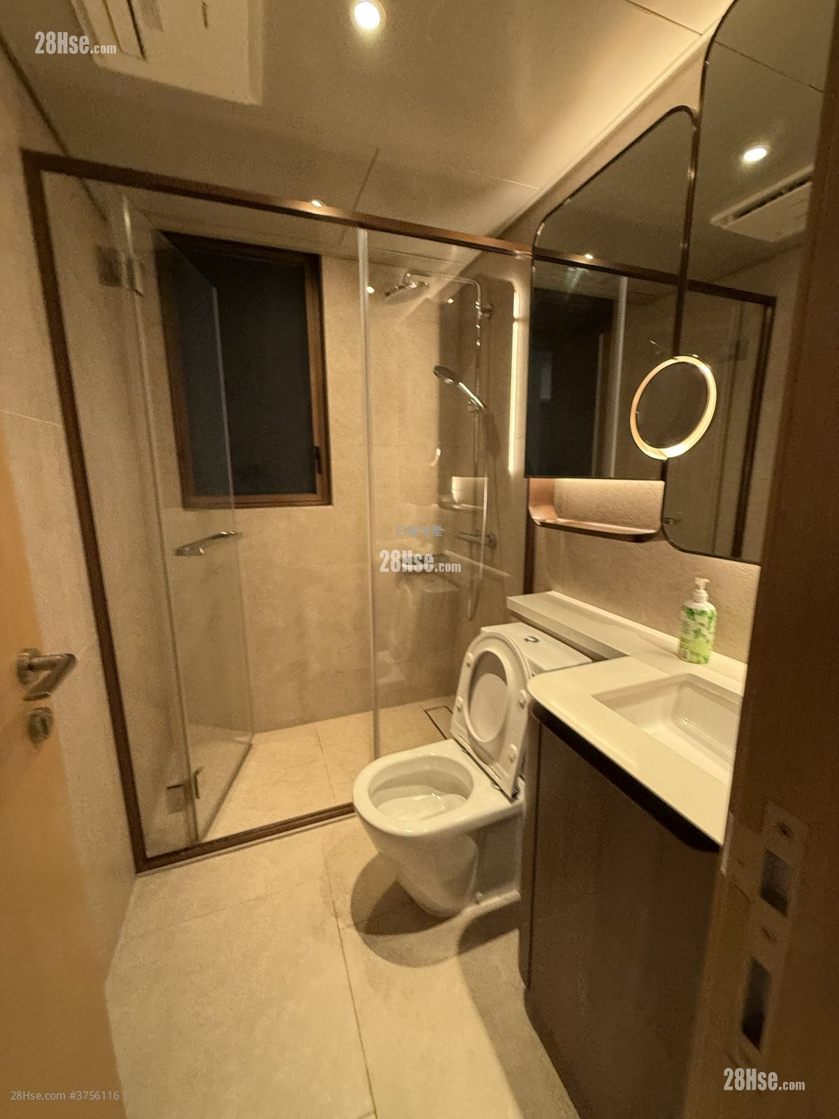 LP10 租盤 3 房 , 2 浴室 754 平方呎