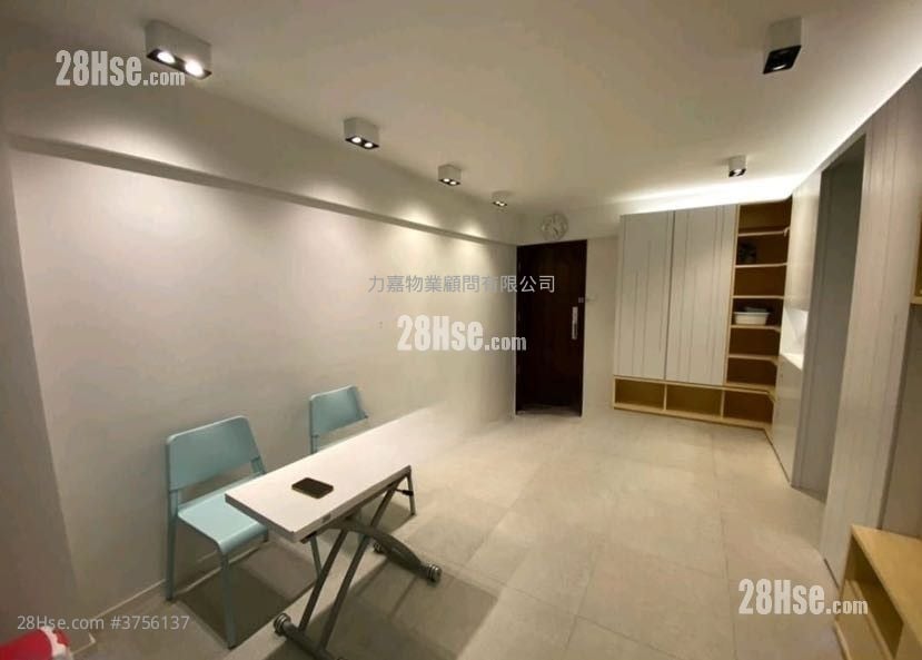 富丽园 售盘 3 房 , 2 浴室 681 平方尺