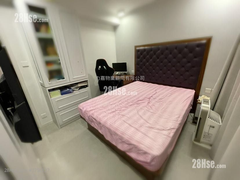 富丽园 售盘 3 房 , 2 浴室 681 平方尺