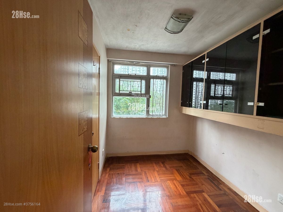 南豐新邨 售盤 3 房 , 1 浴室 570 平方呎