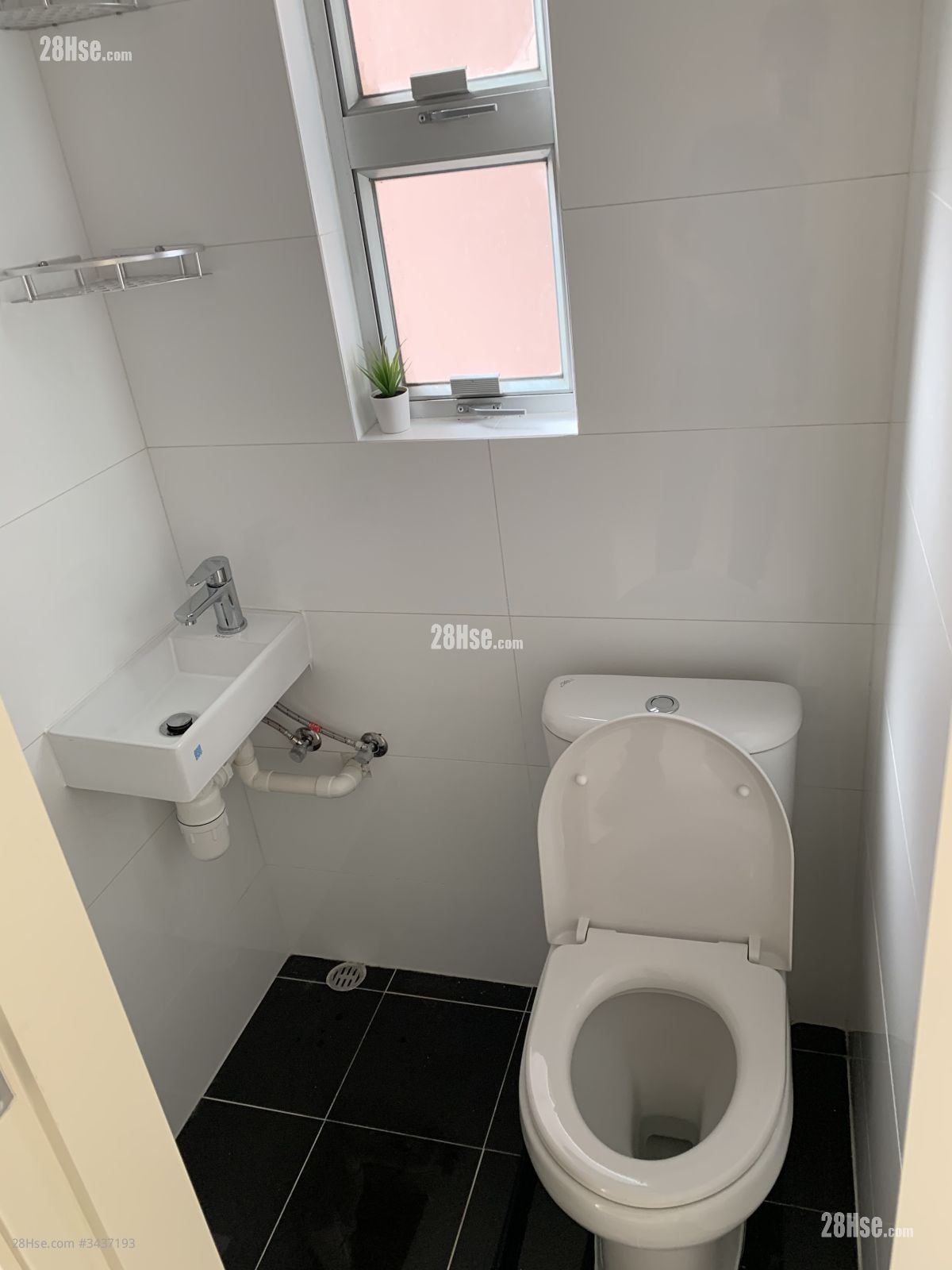 建业大楼 租盘 2 房 , 1 浴室 257 平方尺