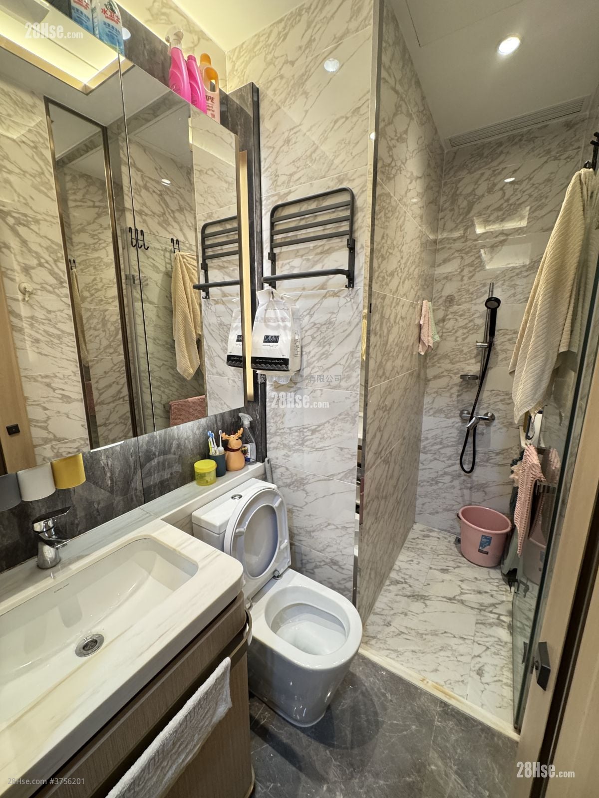 One Soho 售盘 2 房 , 1 浴室 374 平方尺