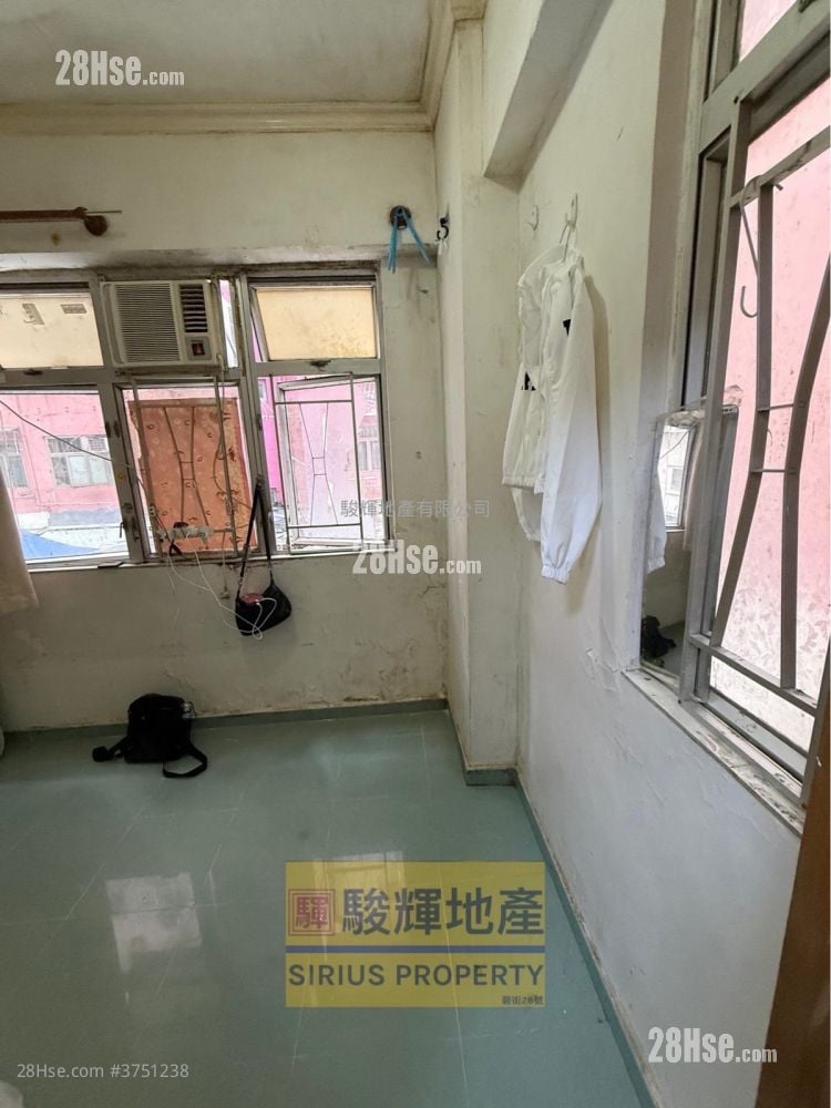 长兴大厦 租盘 1 房 , 1 浴室 224 平方尺