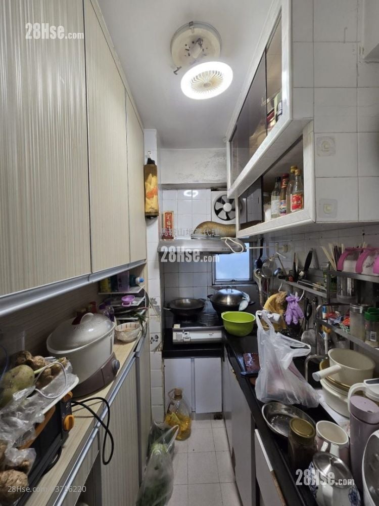 福安花園 售盤 3 房 , 1 浴室 484 平方呎