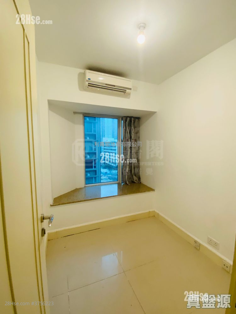 Central Park Towers Sell 2 Bedrooms 502 ft²