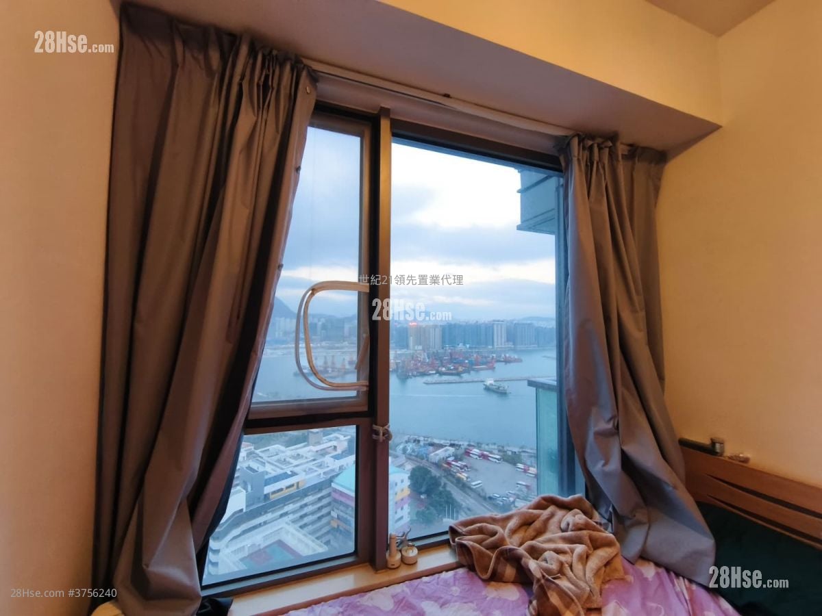 Upper East Sell 1 Bedroom , 1 Bathroom 285 ft²