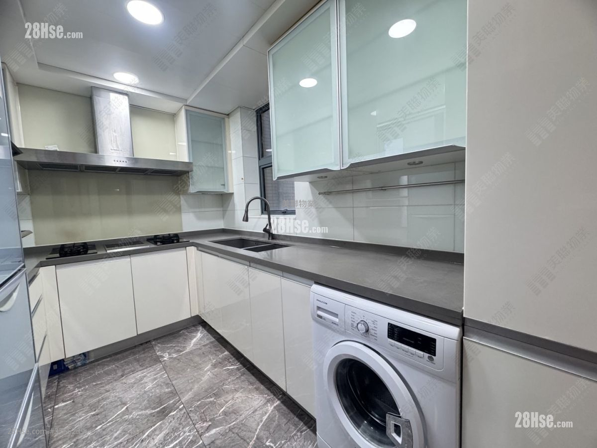 御龍山 售盤 3 房 1,016 平方呎