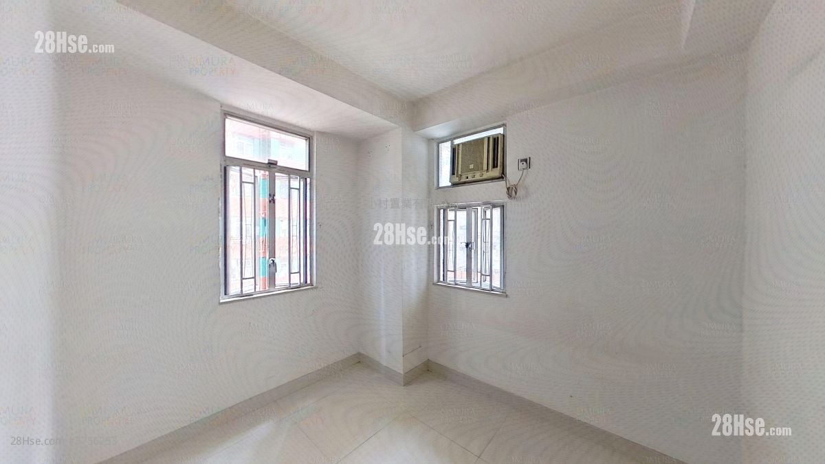 bedroom 2: Pearl Court Sell 2 Bedrooms , 1 Bathroom 435 ft²