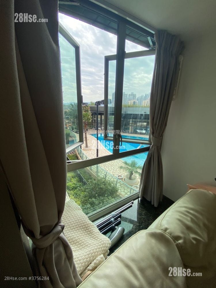 Yoho Town 售盘 2 房 , 1 浴室 393 平方尺