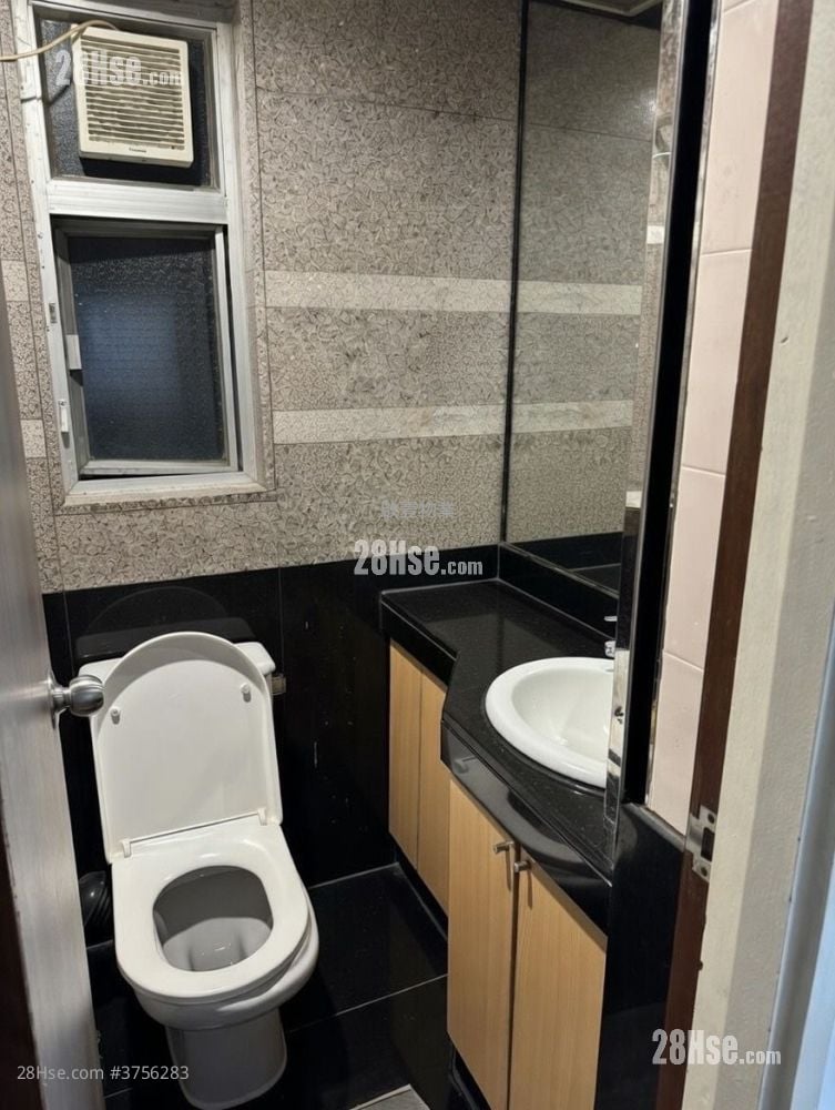 The Metro City Rental 2 Bedrooms , 1 Bathroom 363 ft²