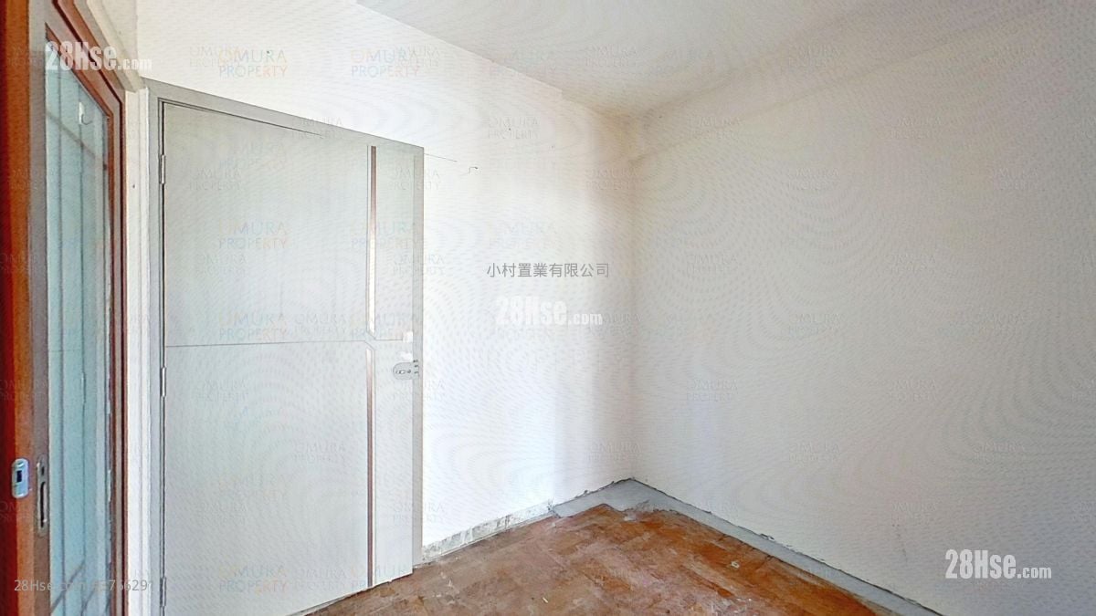 廳: 和發大廈 售盤 2 房 , 1 浴室 258 平方呎