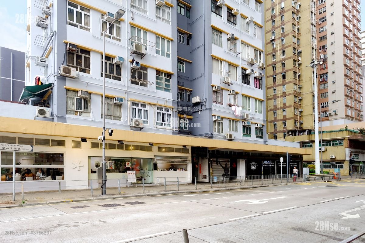 大廈入口: 和發大廈 售盤 2 房 , 1 浴室 258 平方呎