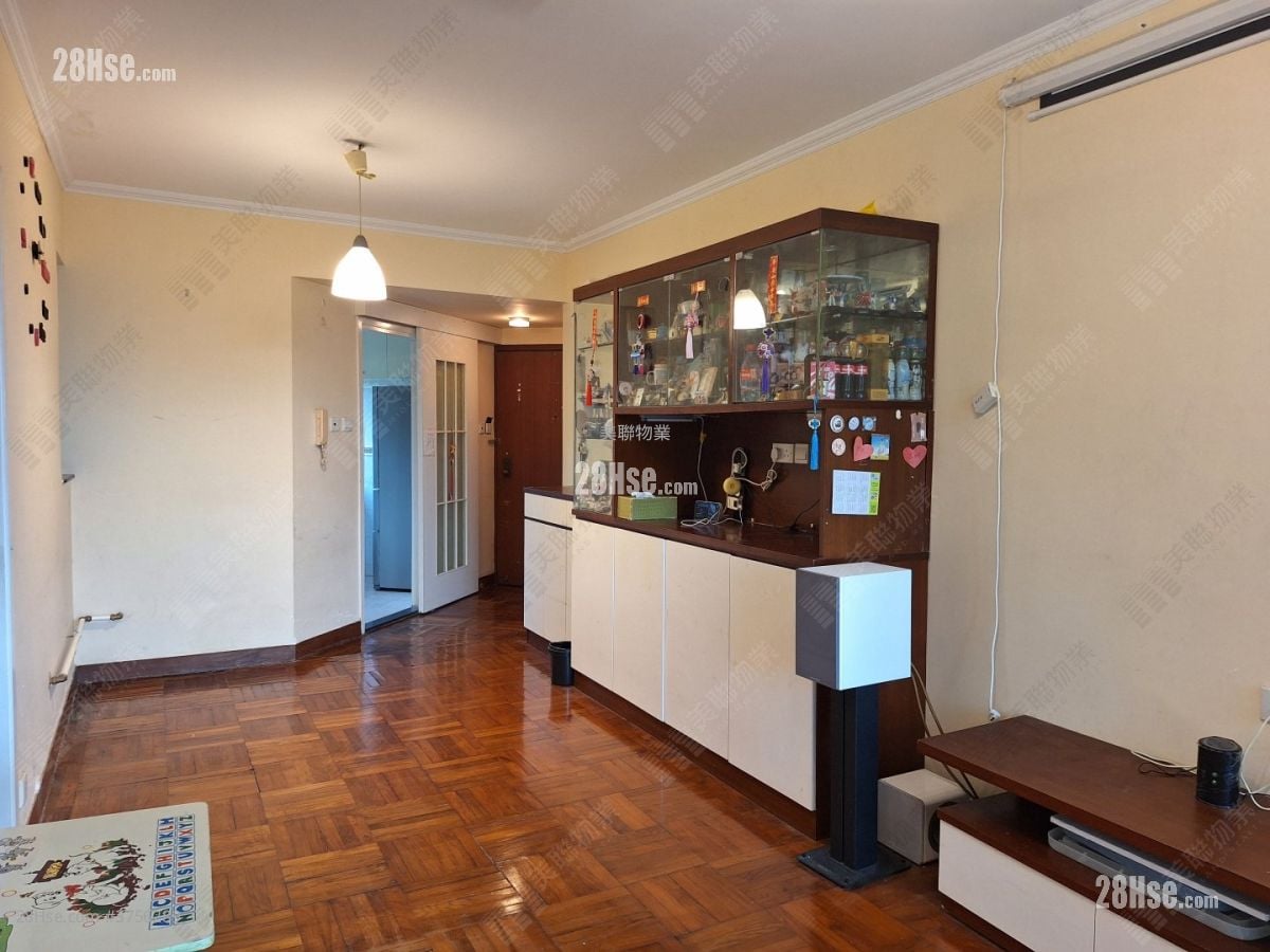 Villa Athena Sell 3 Bedrooms , 2 Bathrooms 727 ft²