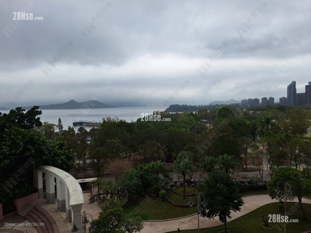 Villa Athena Sell 3 Bedrooms , 2 Bathrooms 727 ft²