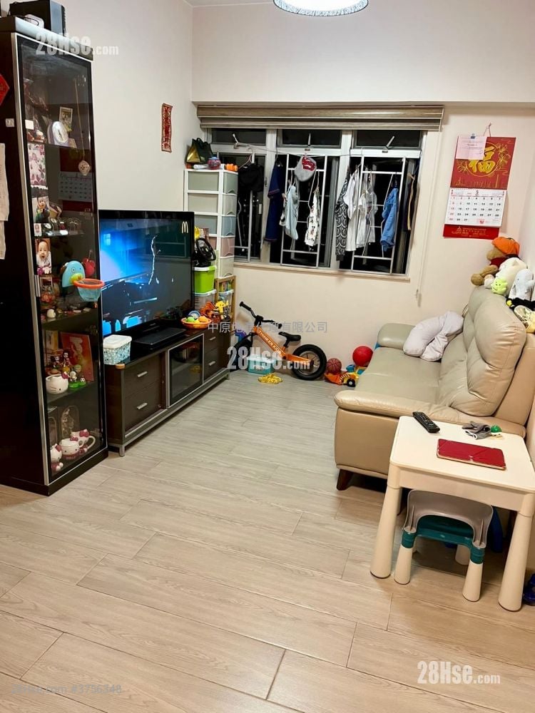 Tsuen King Garden Sell 2 Bedrooms , 1 Bathroom 408 ft²