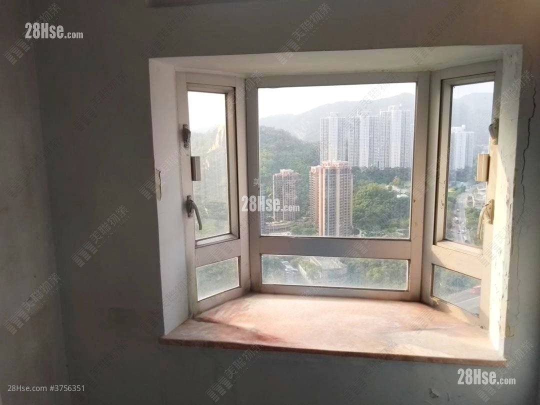 Ching Wah Court Sell 2 Bedrooms , 1 Bathroom 394 ft²