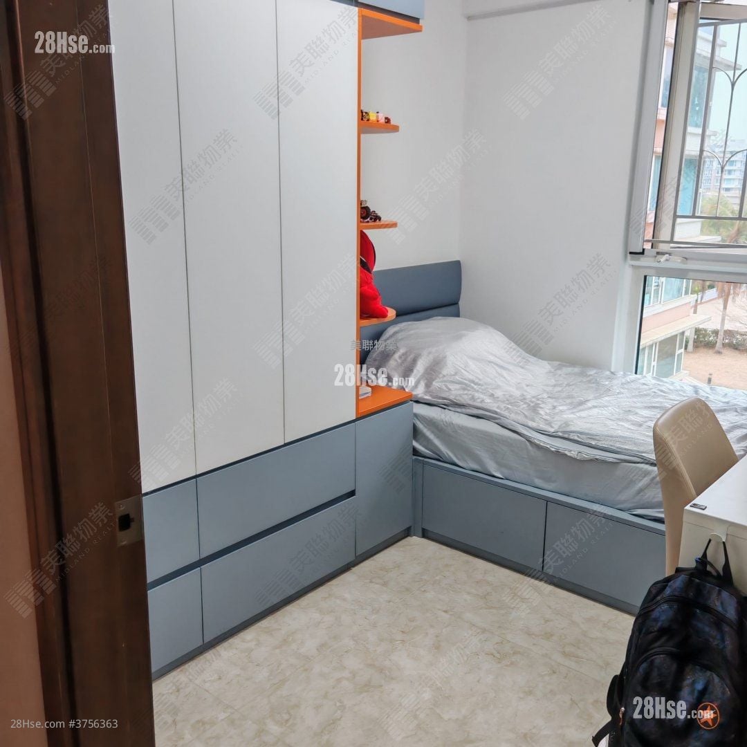 Symphony Bay Sell 3 Bedrooms , 2 Bathrooms 1,123 ft²