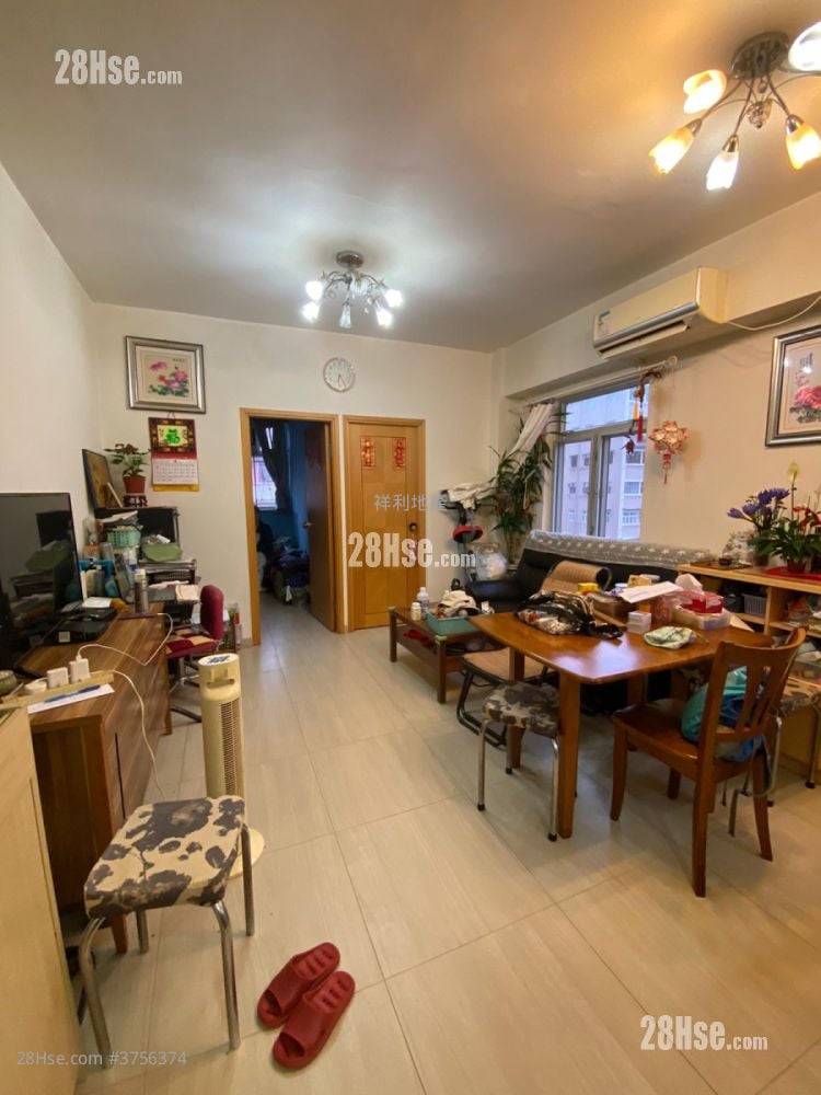 Shing Hing Building Sell 2 Bedrooms 427 ft²