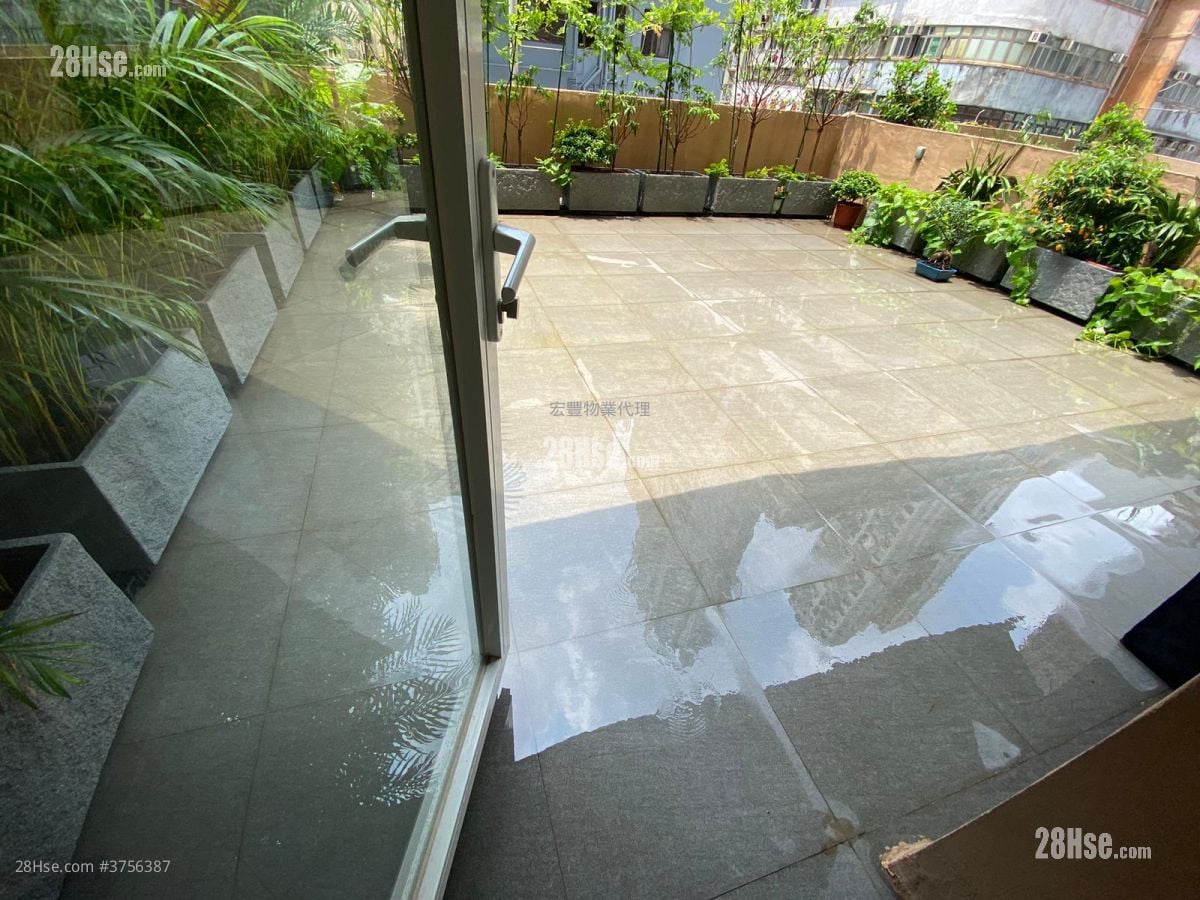 Shun Hing Building Rental 1 Bedroom , 1 Bathroom 471 ft²