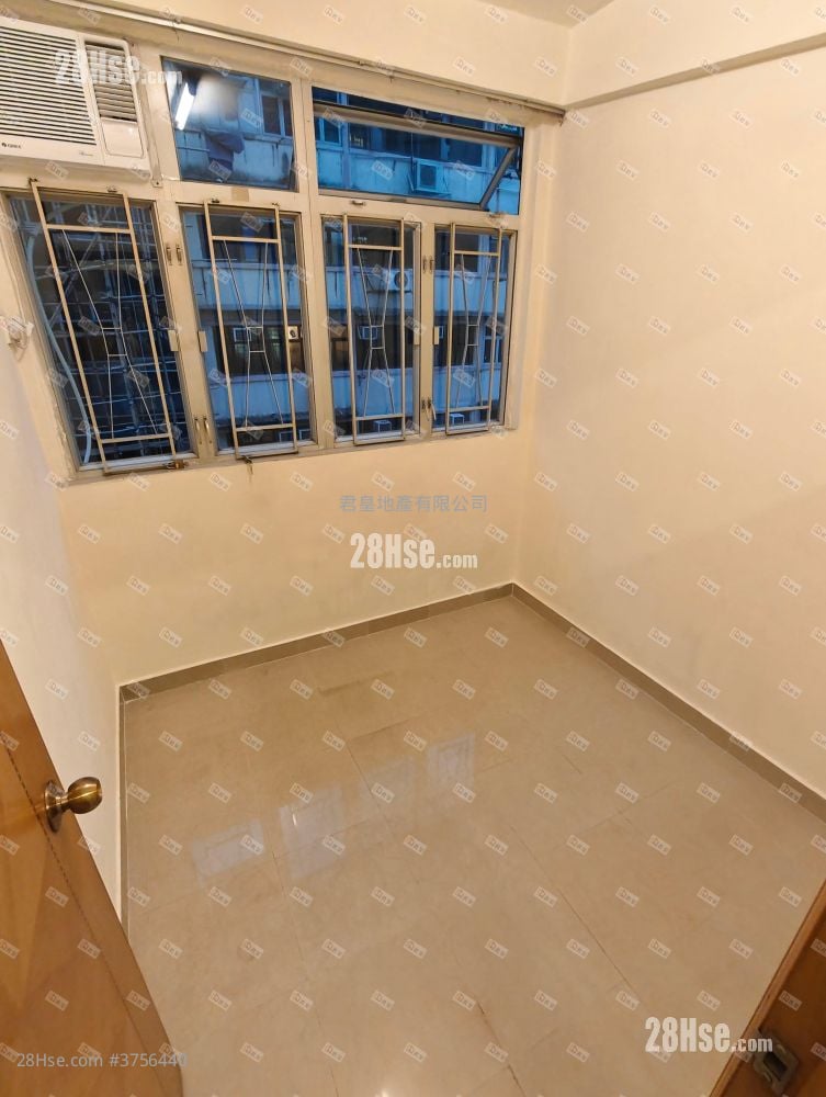 58 Ki Lung Street Sell 4 Bedrooms , 4 Bathrooms 682 ft²