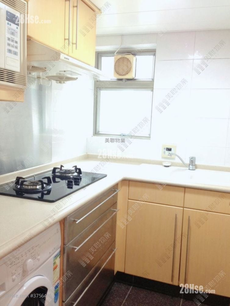 Park Central Sell 2 Bedrooms , 1 Bathroom 406 ft²