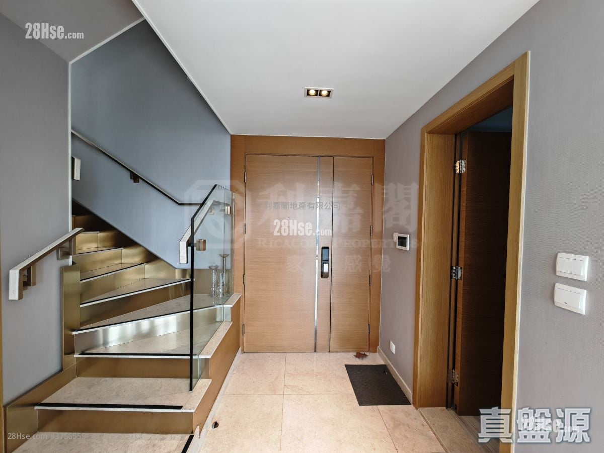 峻巒 售盤 4 房 1,402 平方呎