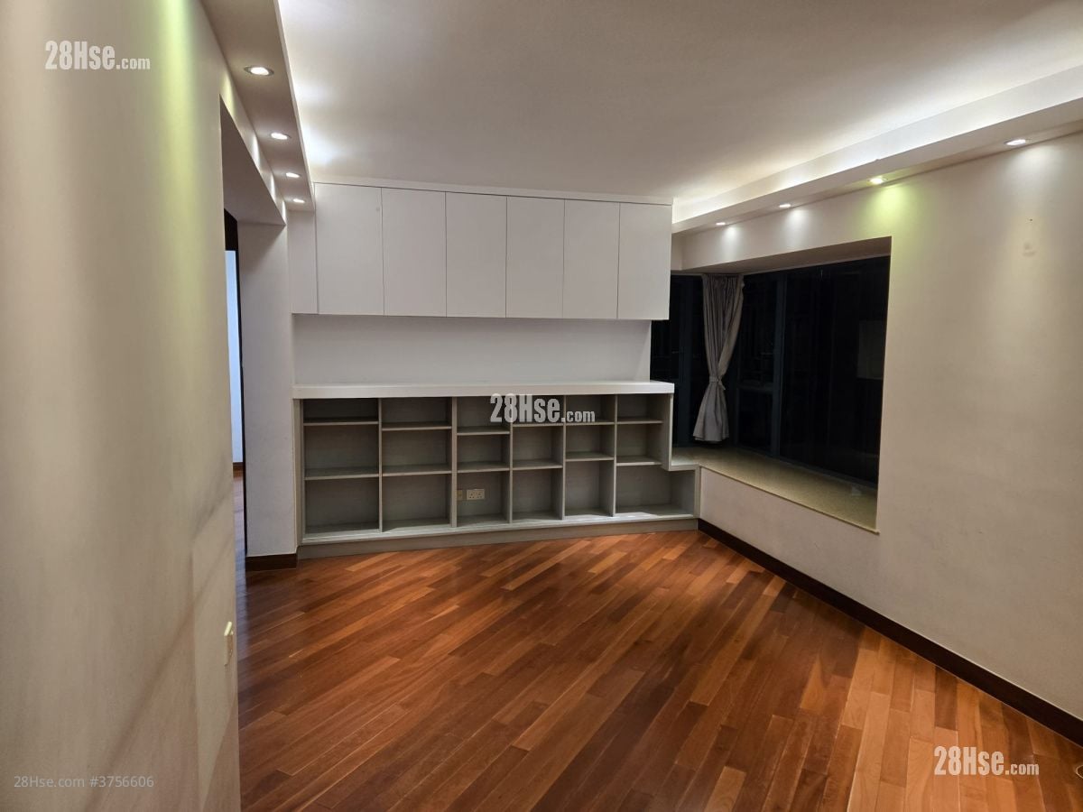 The Long Beach Sell 3 Bedrooms , 2 Bathrooms 790 ft²