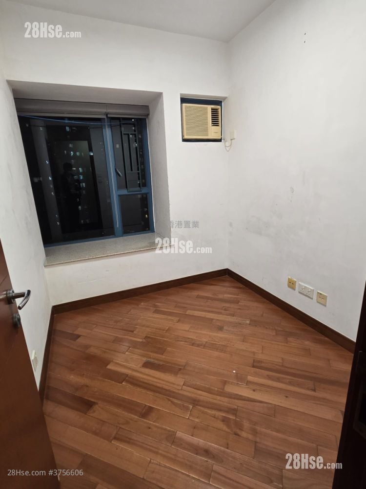 The Long Beach Sell 3 Bedrooms , 2 Bathrooms 790 ft²