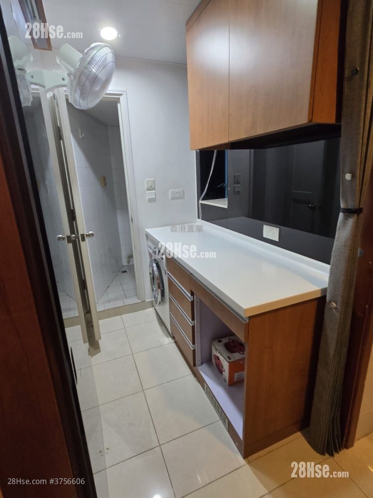 The Long Beach Sell 3 Bedrooms , 2 Bathrooms 790 ft²