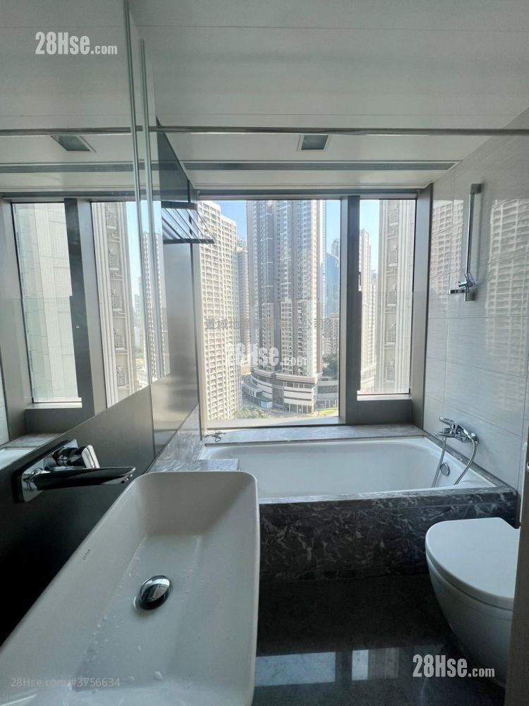 Ocean Pride Sell 3 Bedrooms , 2 Bathrooms 773 ft²