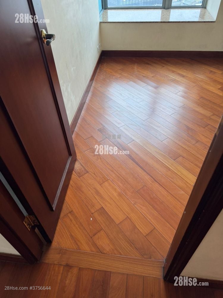 The Palazzo Sell 4 Bedrooms , 3 Bathrooms 1,444 ft²