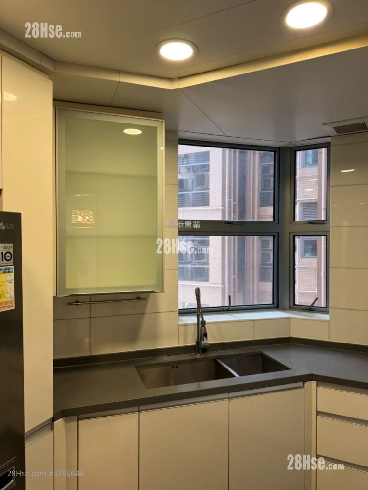 The Palazzo Sell 4 Bedrooms , 3 Bathrooms 1,444 ft²