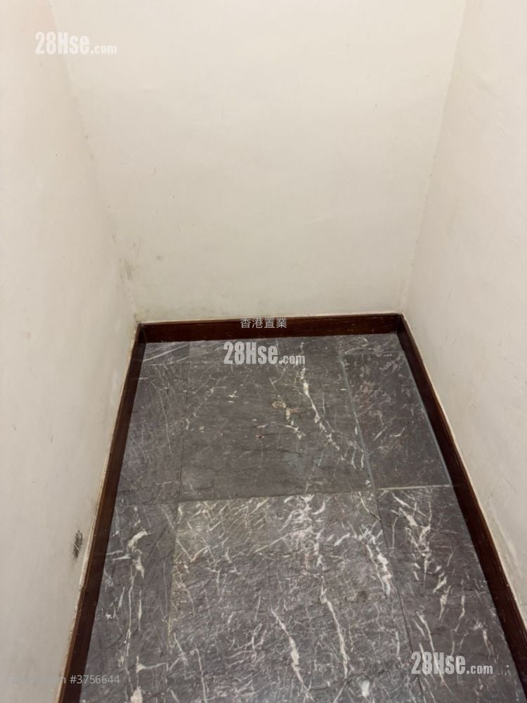 The Palazzo Sell 4 Bedrooms , 3 Bathrooms 1,444 ft²