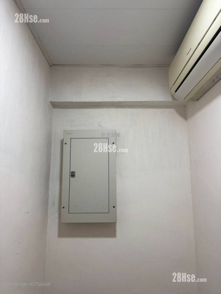 The Palazzo Sell 4 Bedrooms , 3 Bathrooms 1,444 ft²