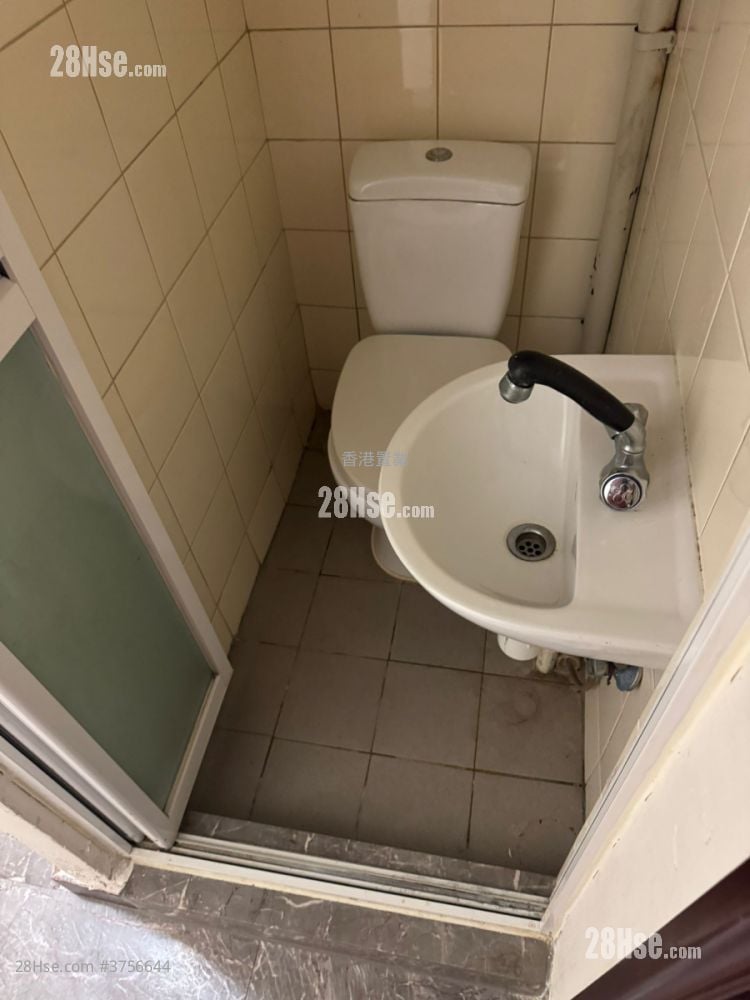 The Palazzo Sell 4 Bedrooms , 3 Bathrooms 1,444 ft²