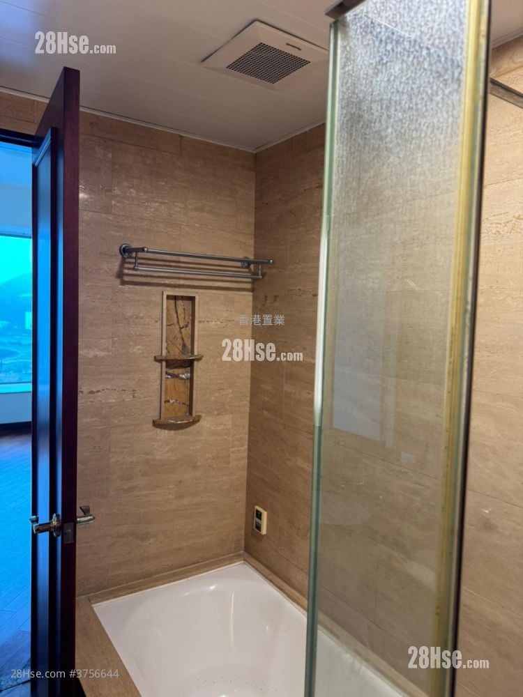 The Palazzo Sell 4 Bedrooms , 3 Bathrooms 1,444 ft²