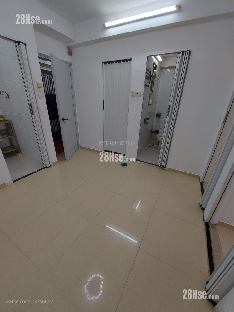 权益大楼 租盘 354 平方尺