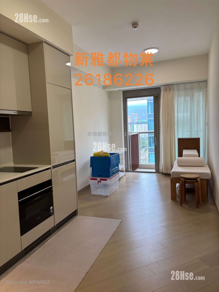 Grand Mayfair  Rental 2 Bedrooms , 1 Bathroom 478 ft²