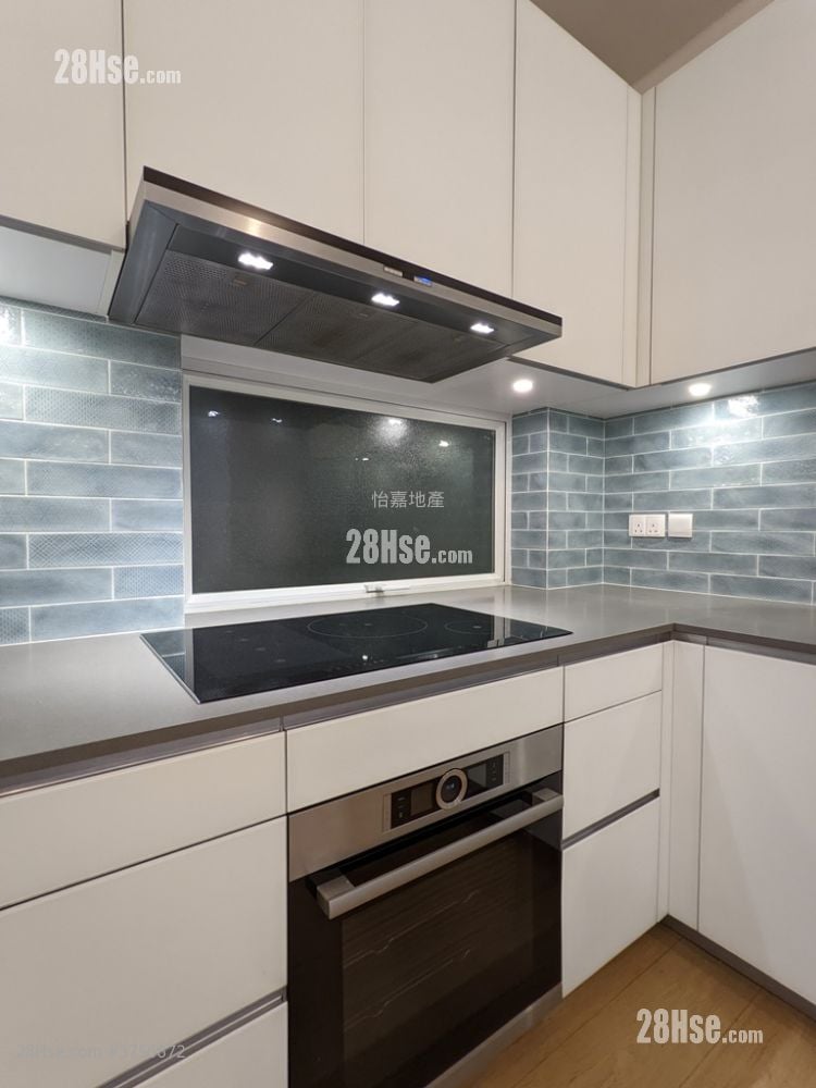 Blue Pool Lodge Sell 2 Bedrooms , 2 Bathrooms 926 ft²