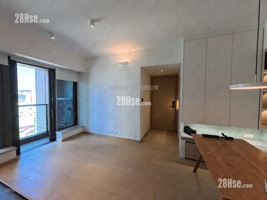 皓畋 租盤 3 房 679 平方呎