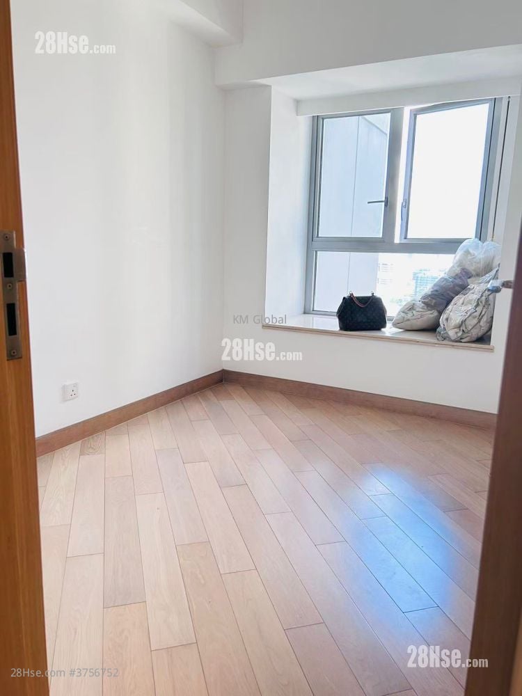 Imperial Cullinan Sell 4 Bedrooms , 2 Bathrooms 1,094 ft²