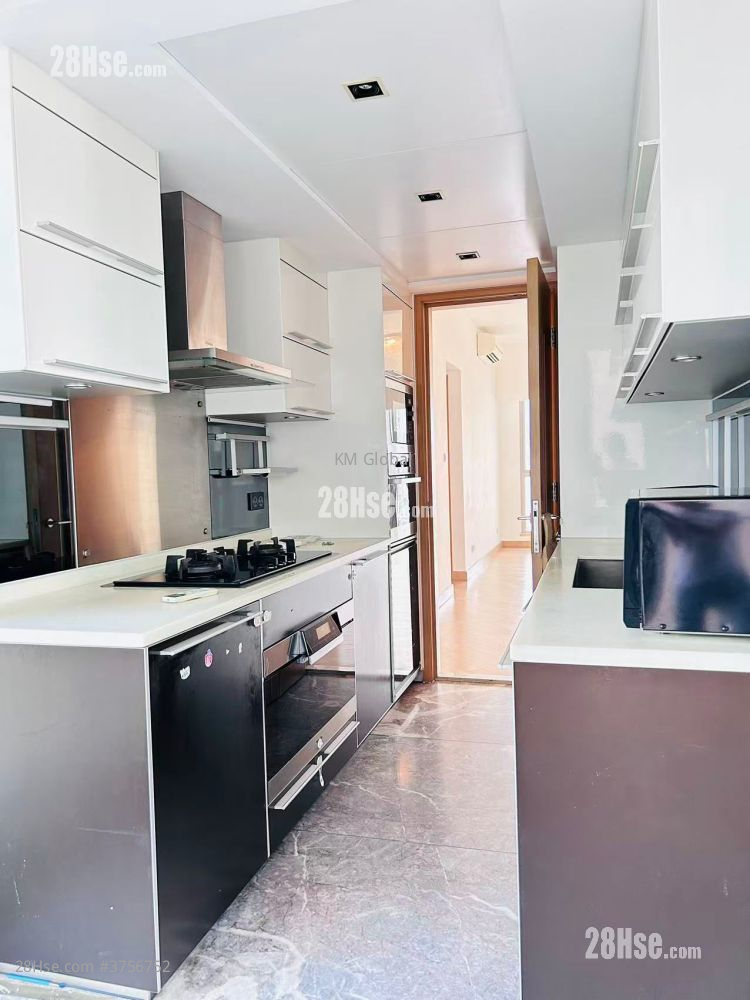 Imperial Cullinan Sell 4 Bedrooms , 2 Bathrooms 1,094 ft²