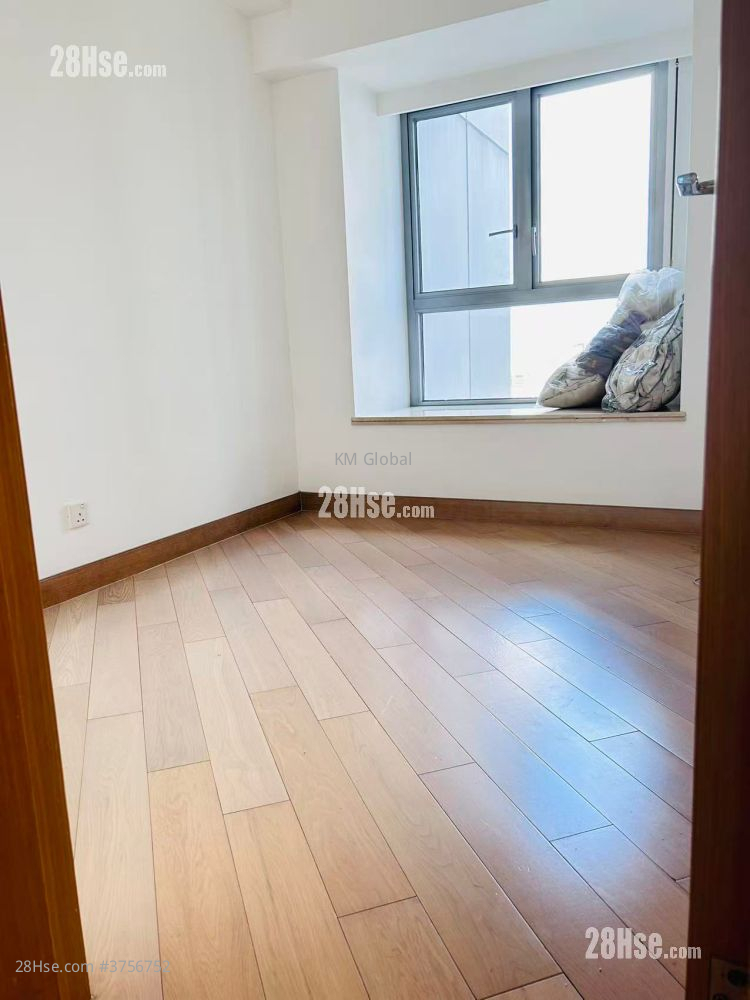 Imperial Cullinan Sell 4 Bedrooms , 2 Bathrooms 1,094 ft²